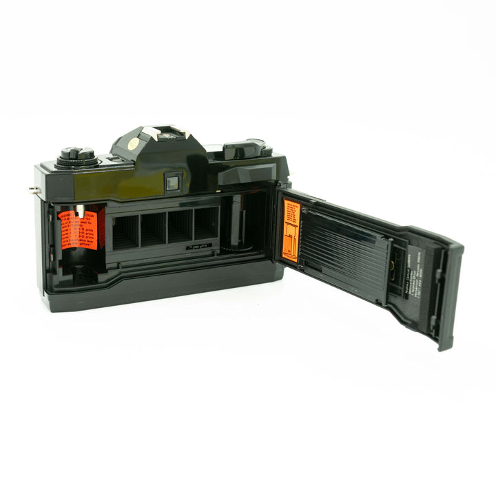 Nishika N8000 – Australian Analog