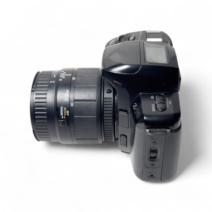 Pentax Z-70 + Sigma 28-80 Zoom – Australian Analog