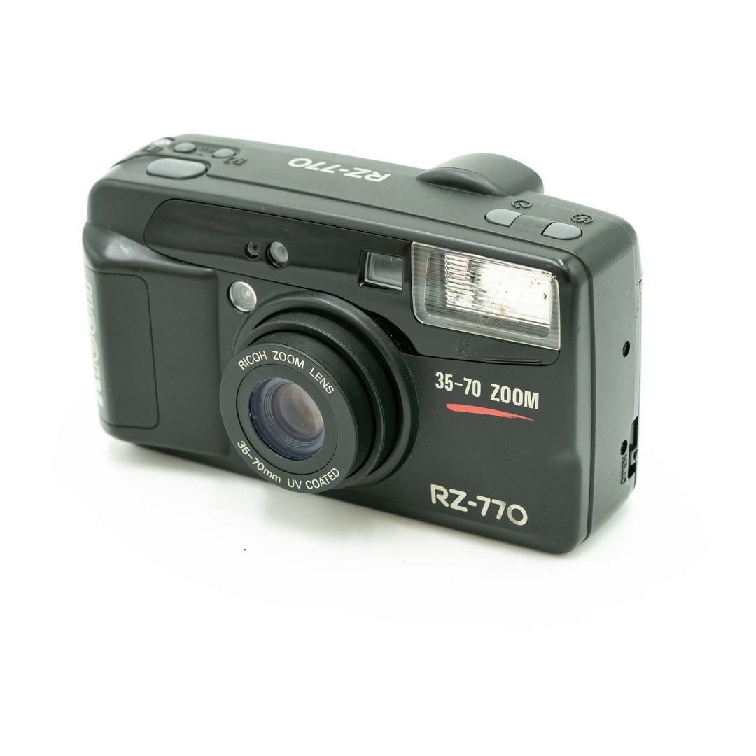 昭和レト口/RICOH コンパクトカメラ AF 35mm/70mm Ricoh FF 70 AF 35mm Vintage Film Camera - Treasure or Trash? - YouTube