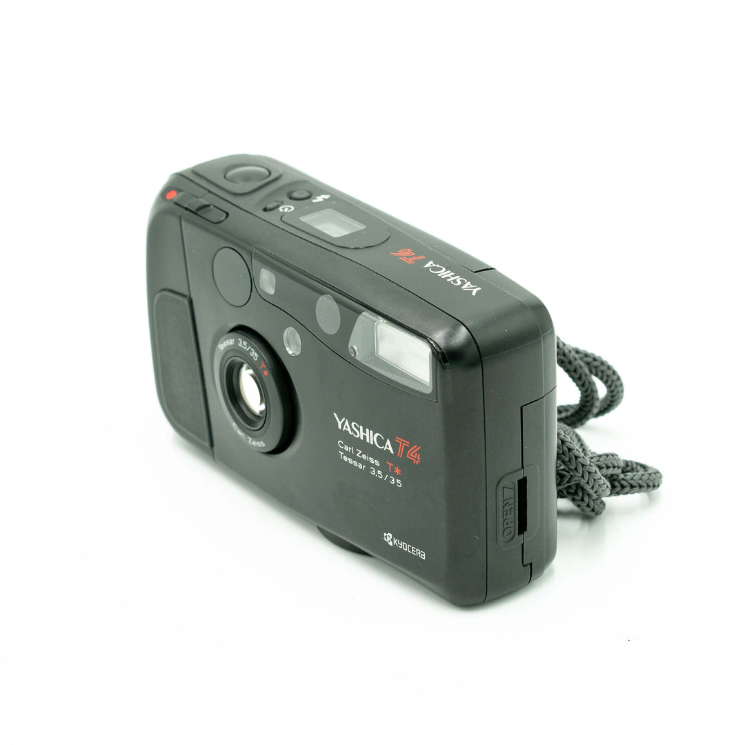Yashica T4 – Australian Analog